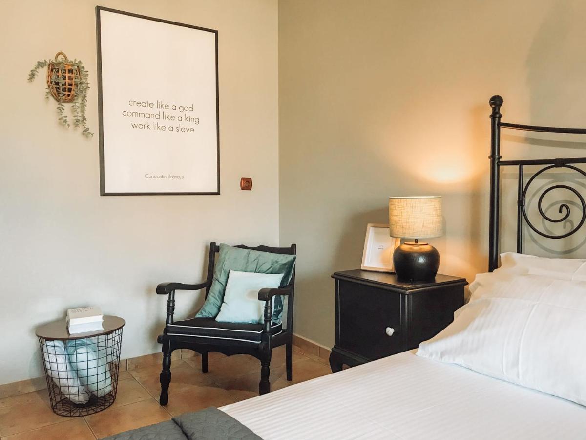 Agrilia Maison Razata Ngoại thất bức ảnh